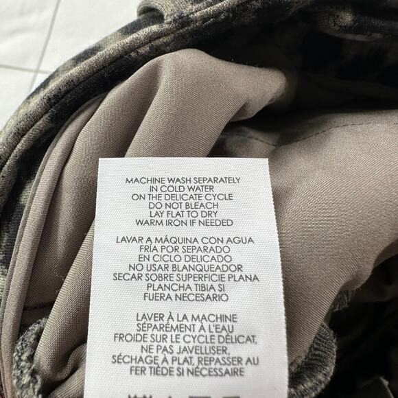 Cabi Pants Womens 6 Black Jungle Leopard Print Stretch Skinny Ankle Classic Work - Picture 5 of 10